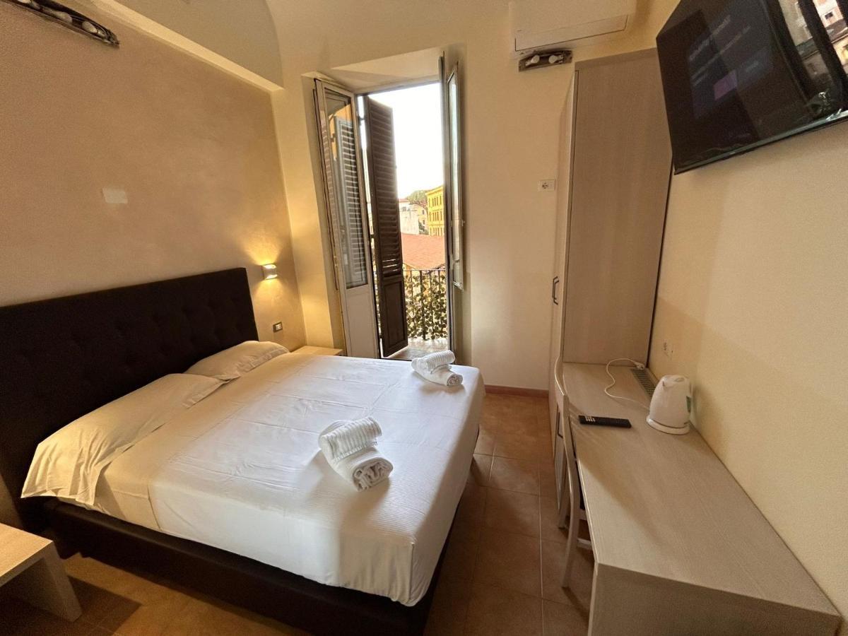 Chambre Lit King-Size avec Balcon